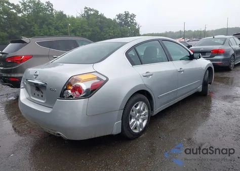 2010 Nissan Altima 2.5 S из США, поврежденный, VIN 1N4AL2AP4AC191818